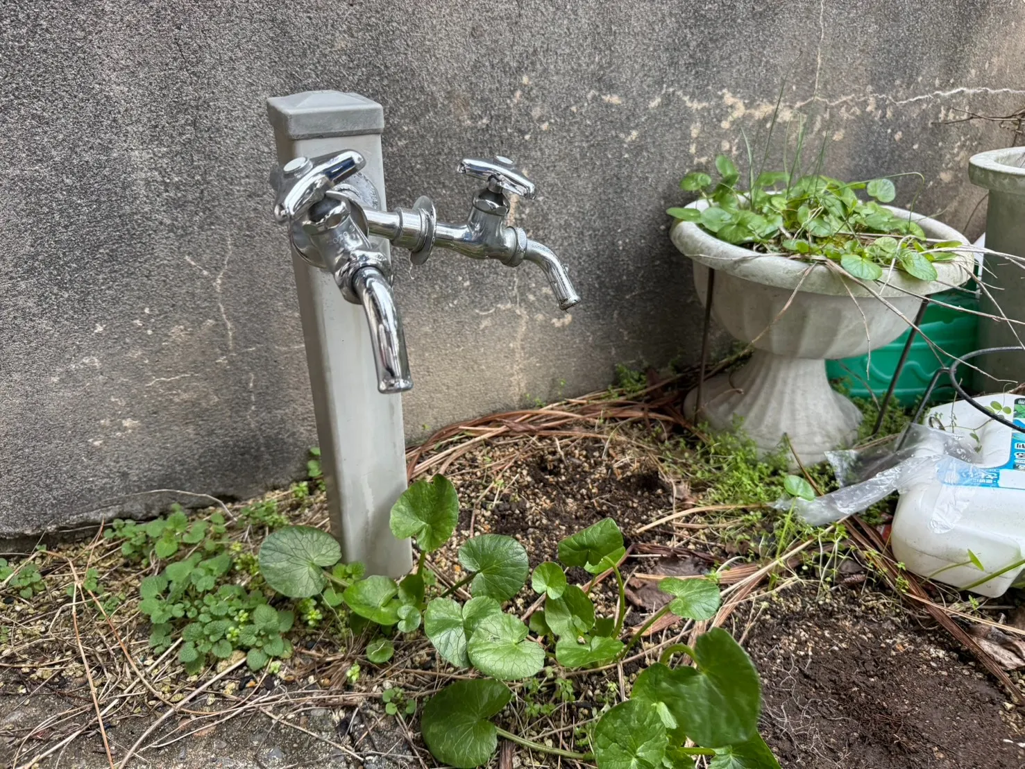 【富山県射水市】外部水栓の水漏れ修理と水栓柱の撤去